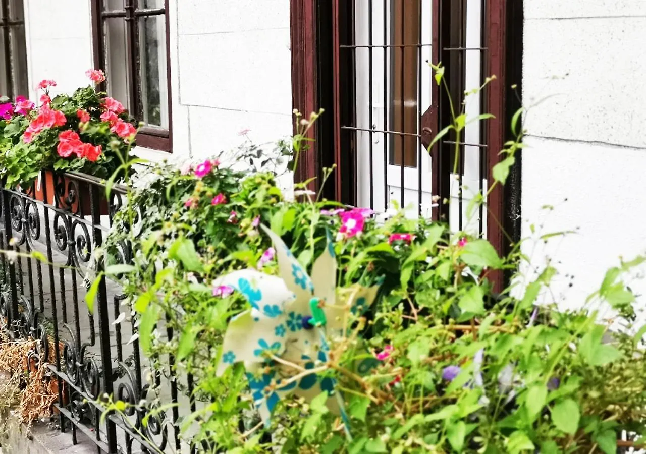 شقة Cozy Design Home - Near Keleti & Citypark بودابست